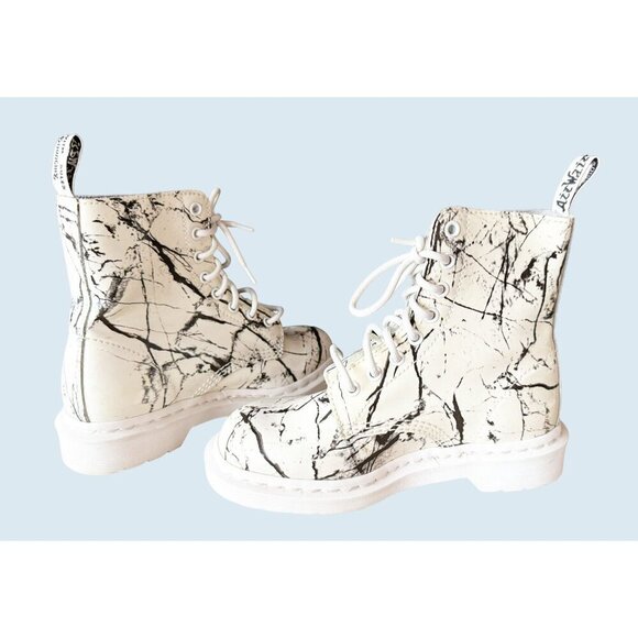 DR MARTENS Pascal Lace Up Combat Boots White Patent Marble Size 6 - Picture 3 of 8